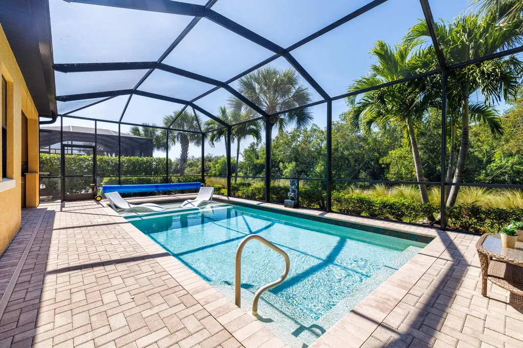 1409 Redona Way Naples FL 34113