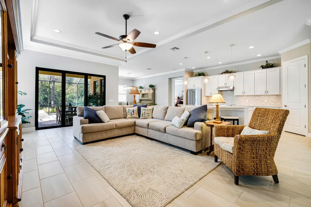 1409 Redona Way Naples FL 34113