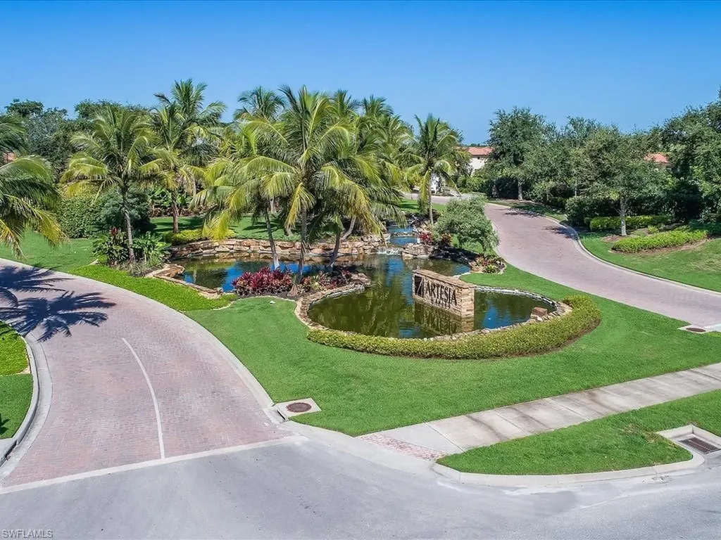 1409 Redona Way Naples FL 34113