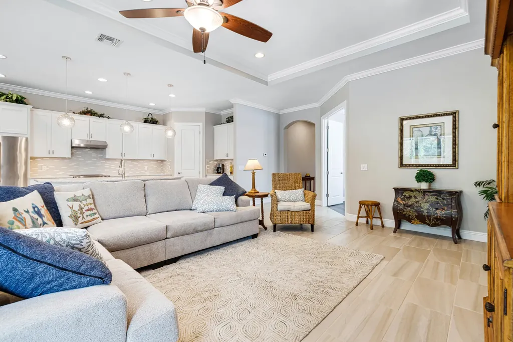 1409 Redona Way Naples FL 34113