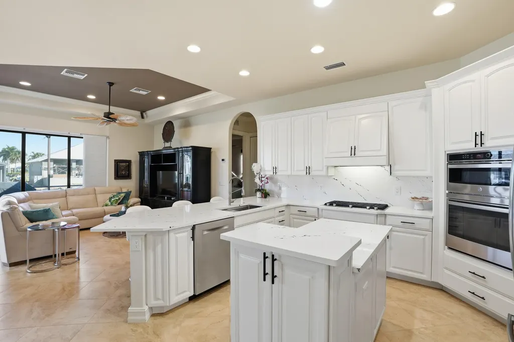 459 Persian Court Marco Island FL 34145