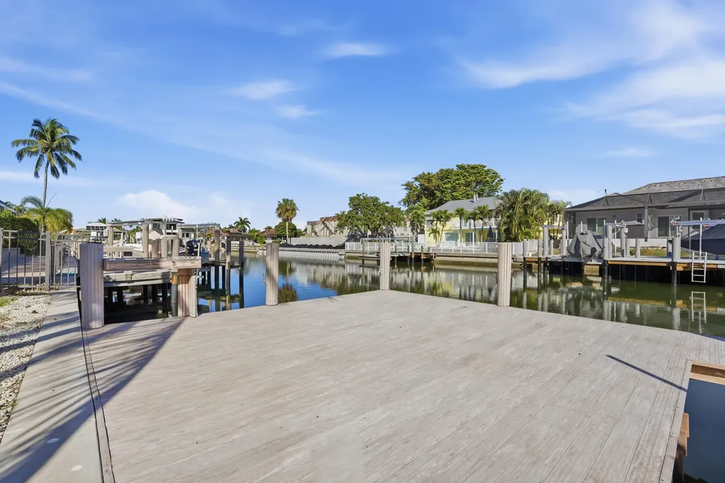 459 Persian Court Marco Island FL 34145