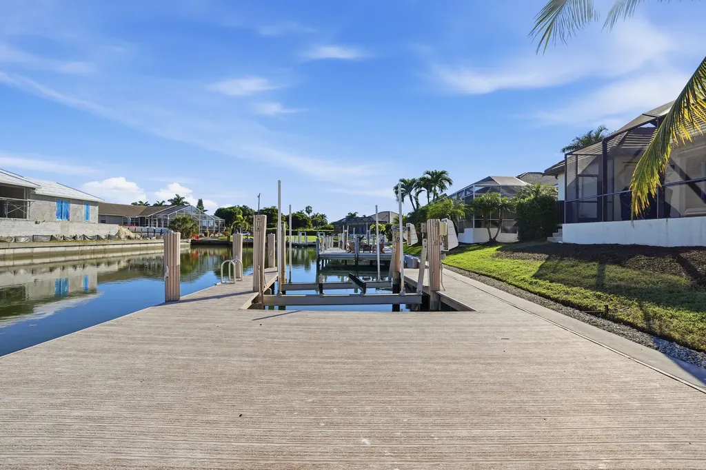 459 Persian Court Marco Island FL 34145