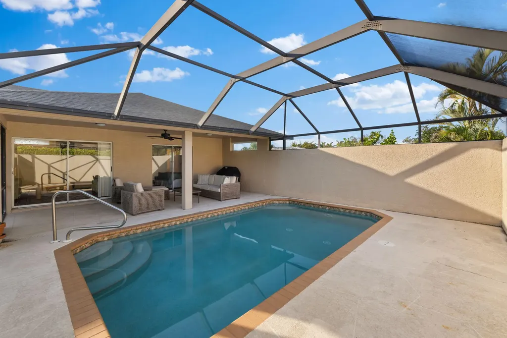 661 Wren Street Marco Island FL 34145