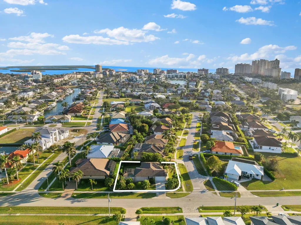 661 Wren Street Marco Island FL 34145