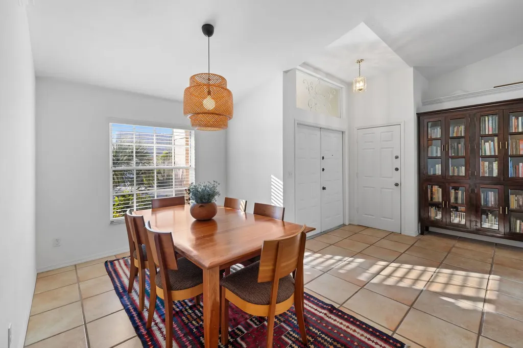 661 Wren Street Marco Island FL 34145