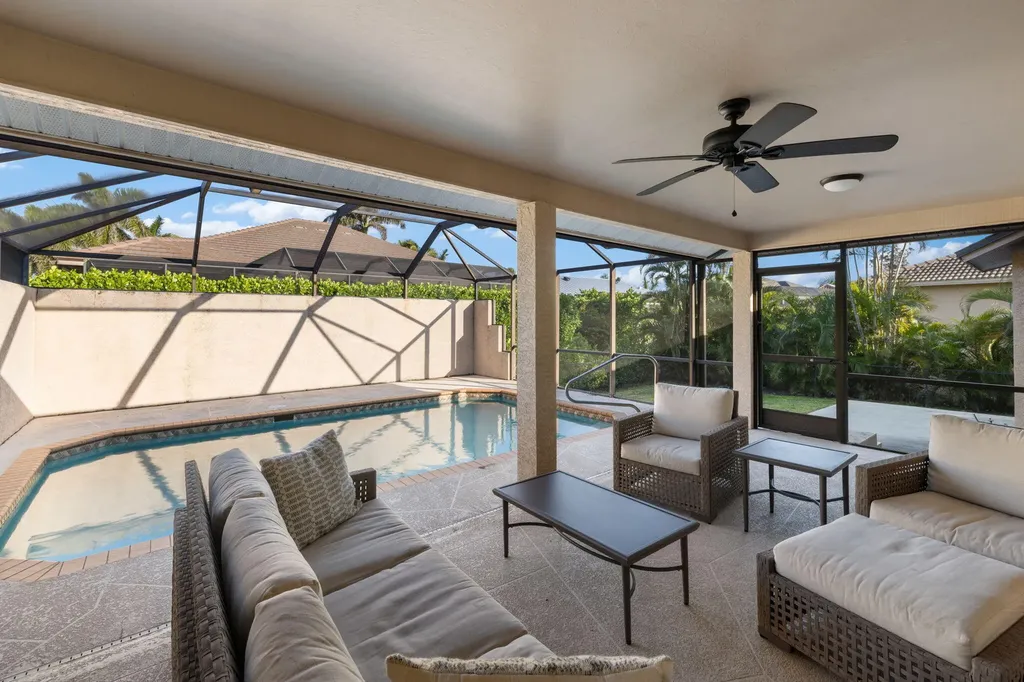 661 Wren Street Marco Island FL 34145