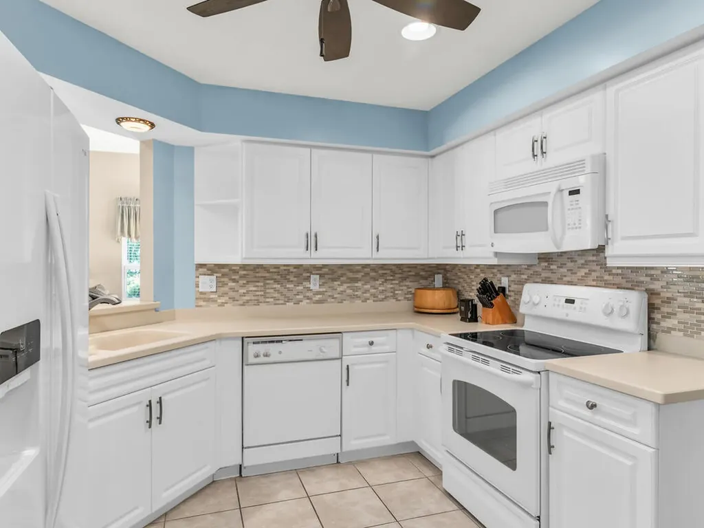 25058 Peacock Naples FL 34114