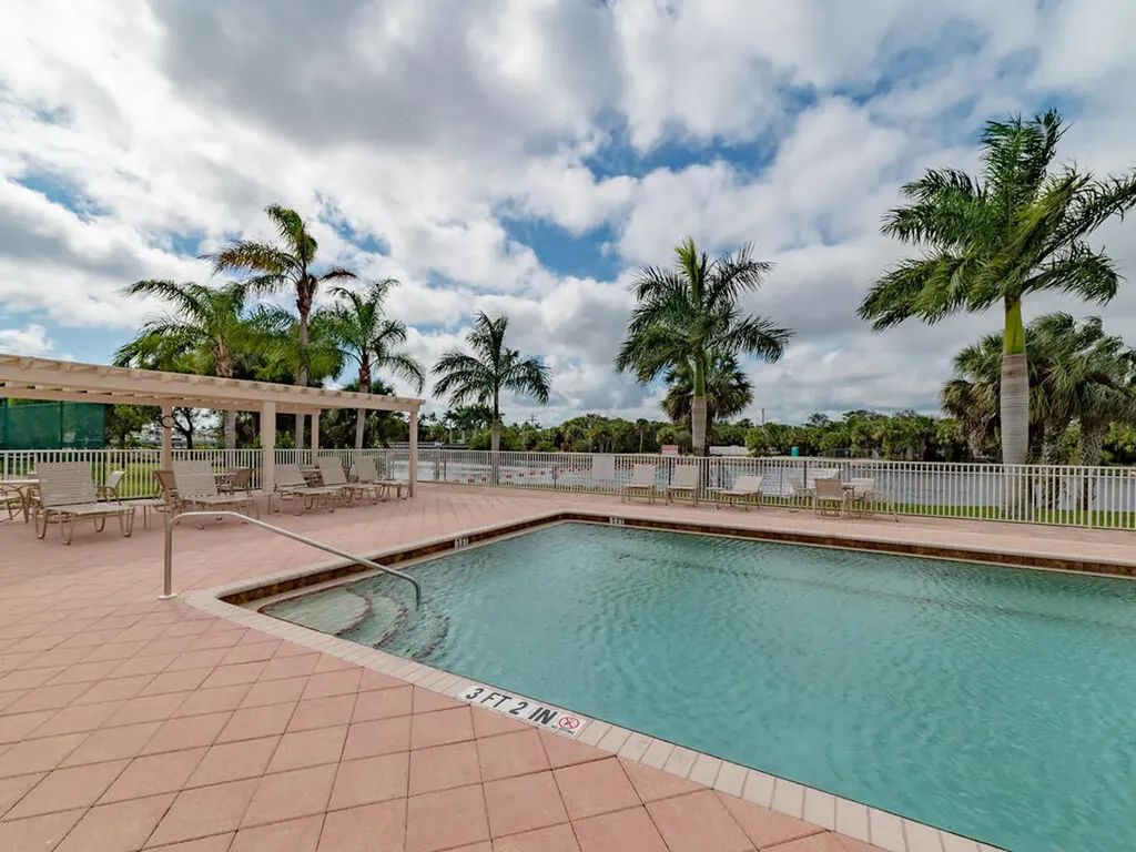 25058 Peacock Naples FL 34114