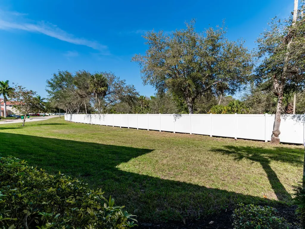 25058 Peacock Naples FL 34114