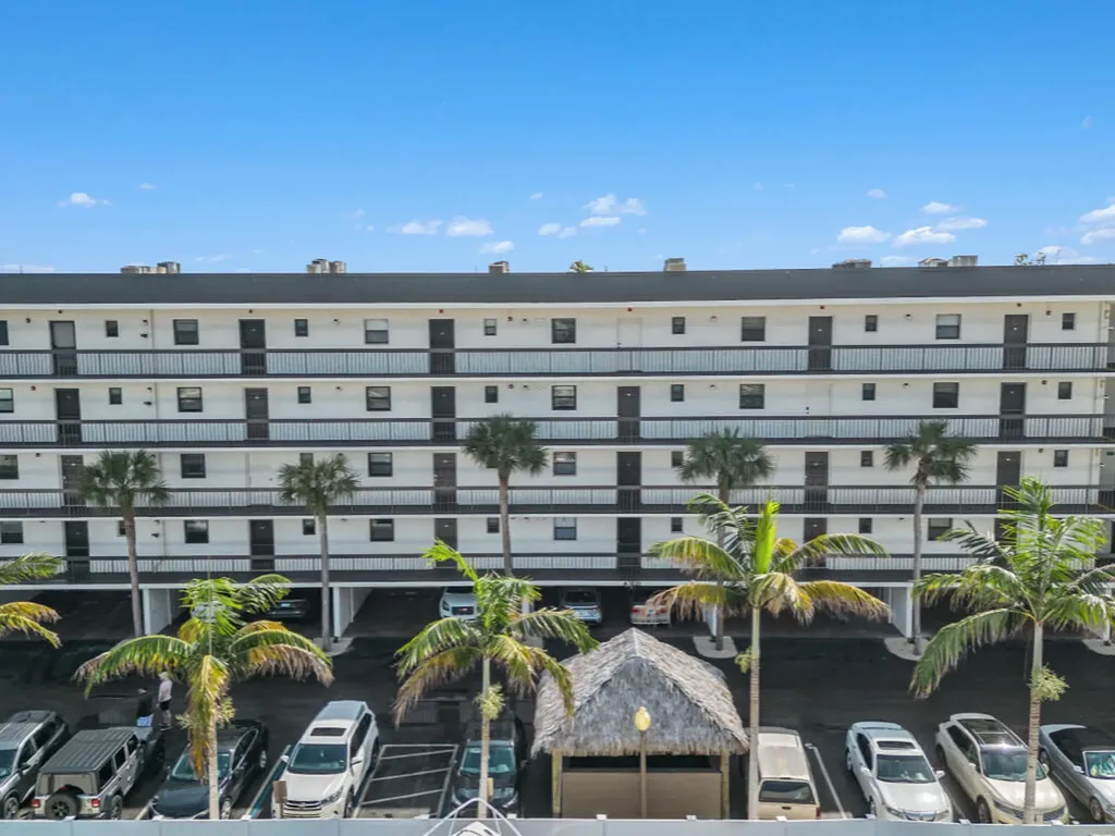 1027 Anglers Cove Marco Island FL 34145