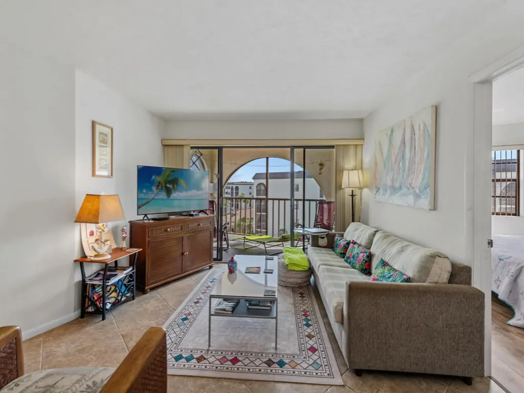 1027 Anglers Cove Marco Island FL 34145