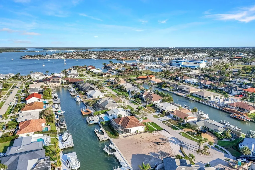 818 Elm Court Marco Island FL 34145