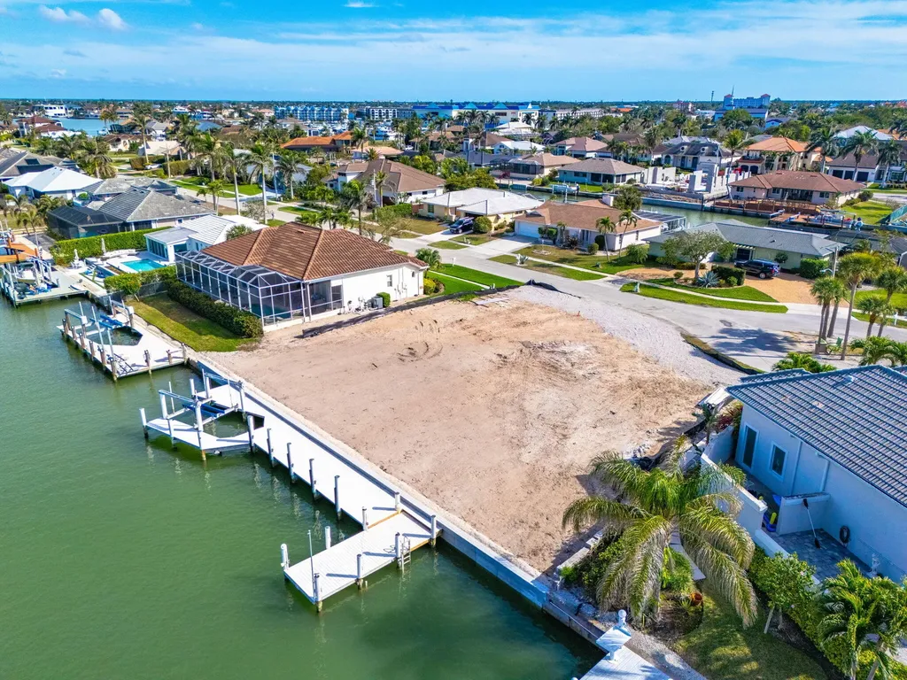 818 Elm Court Marco Island FL 34145