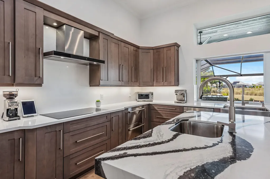 6273 Negril Isle Drive Naples FL 34113