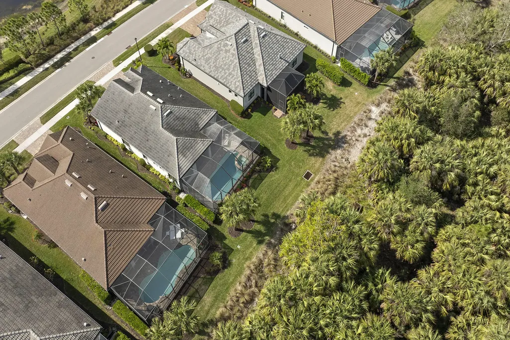 9404 Night Heron Lane Naples FL 34120