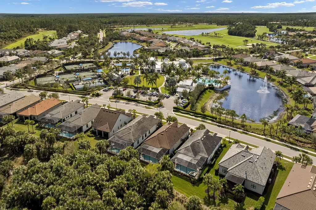 9404 Night Heron Lane Naples FL 34120