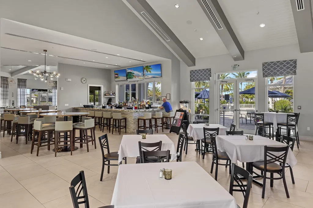 9404 Night Heron Lane Naples FL 34120