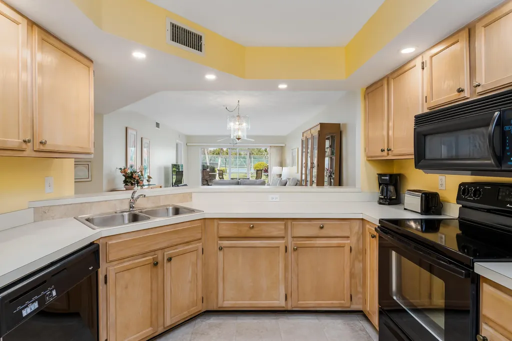 1850 W Crown Pointe Boulevard Naples FL 34112