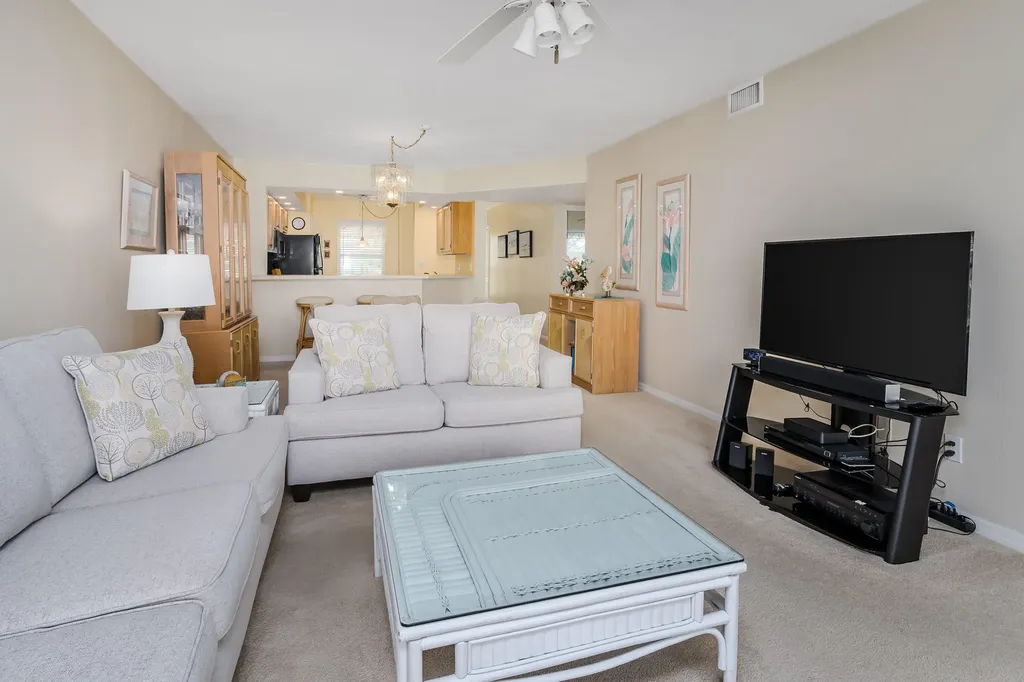 1850 W Crown Pointe Boulevard Naples FL 34112