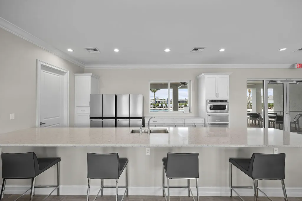 382 Deauville Naples FL 34114