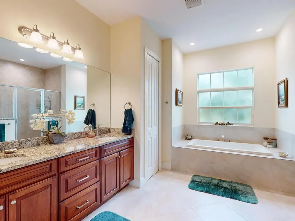 1195 21st Street SW Naples FL 34117