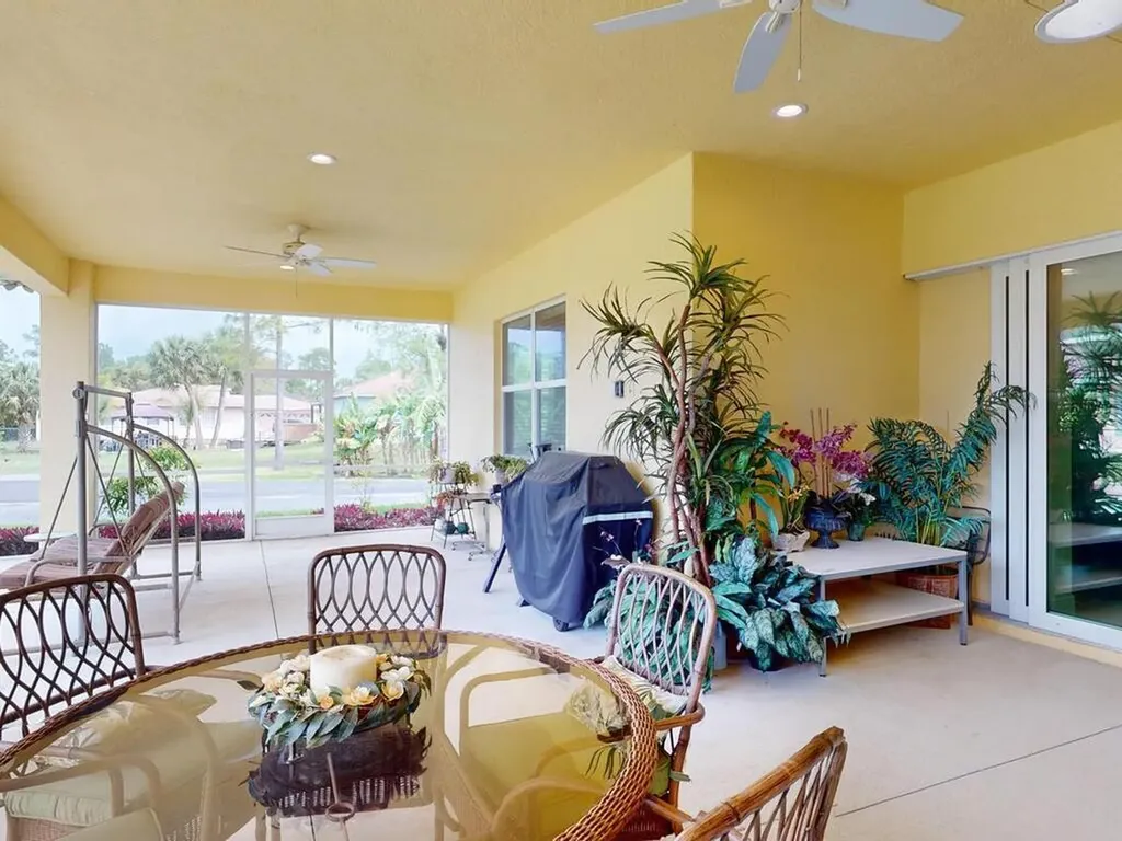1195 21st Street SW Naples FL 34117