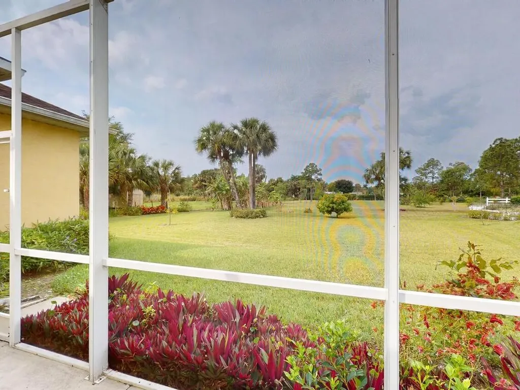1195 21st Street SW Naples FL 34117