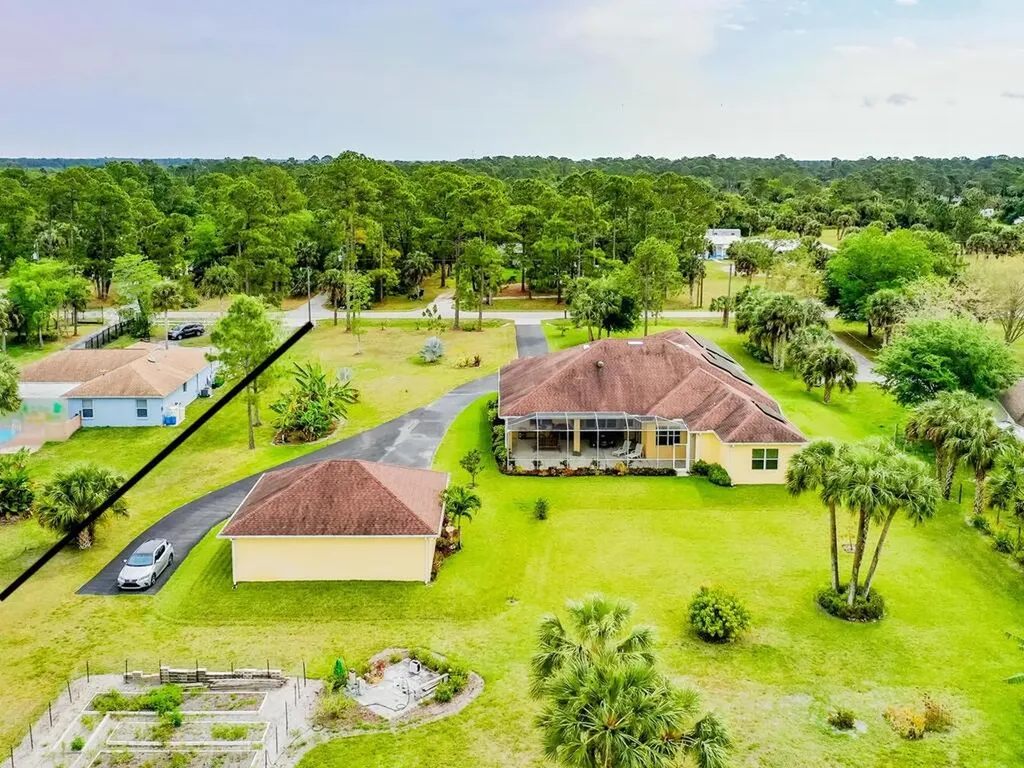1195 21st Street SW Naples FL 34117