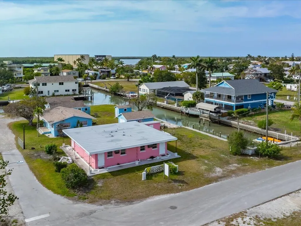 107 East Court Goodland FL 34140