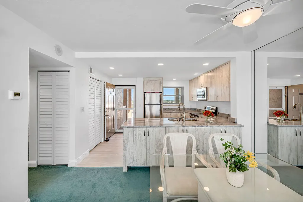 901 Collier Court Marco Island FL 34145