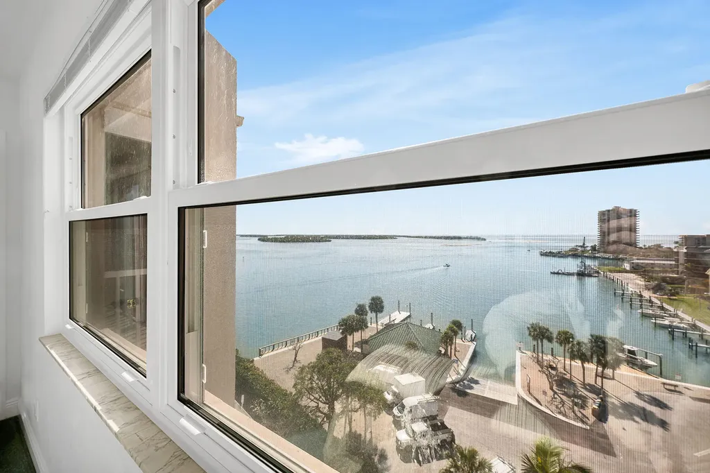 901 Collier Court Marco Island FL 34145