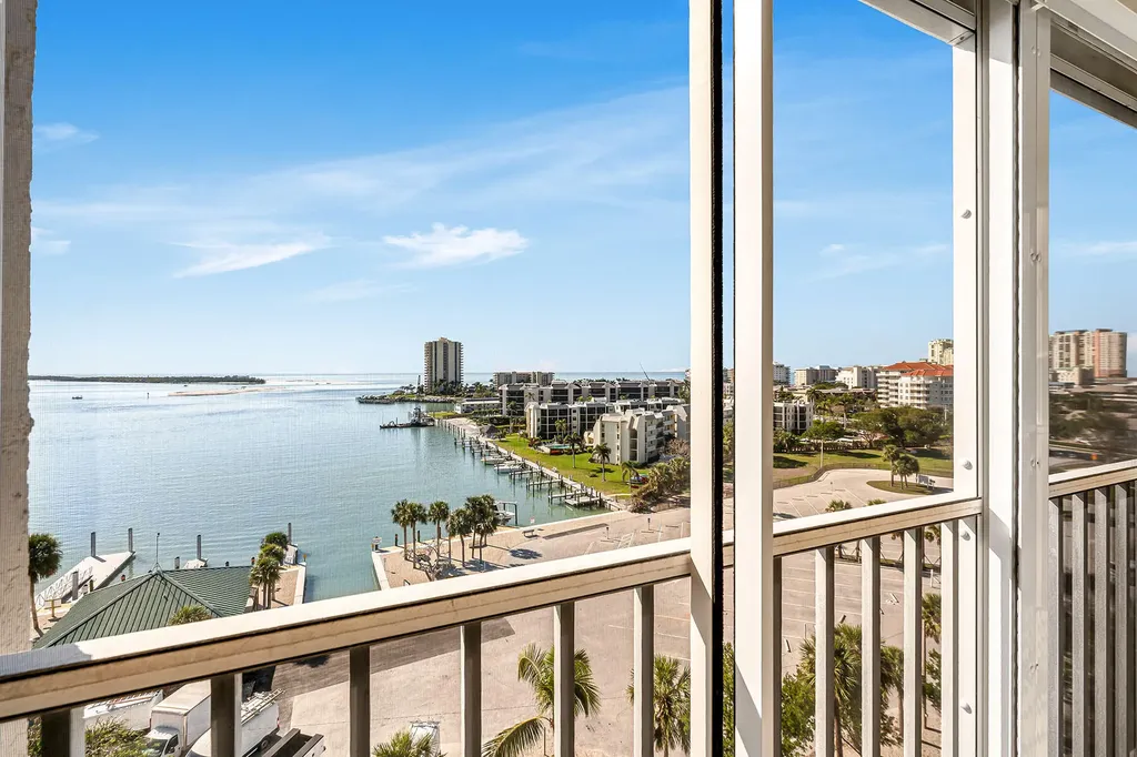 901 Collier Court Marco Island FL 34145