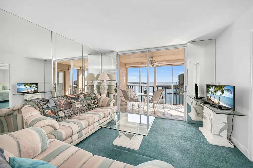 901 Collier Court Marco Island FL 34145