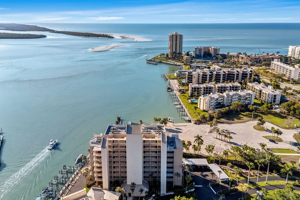 901 Collier Court Marco Island FL 34145