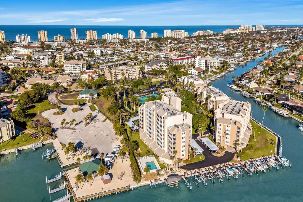 901 Collier Court Marco Island FL 34145