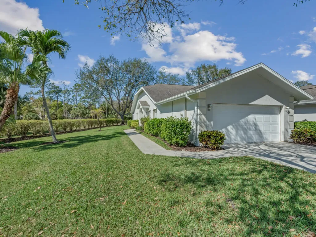 1973 W Crown Pointe Boulevard Naples FL 34112