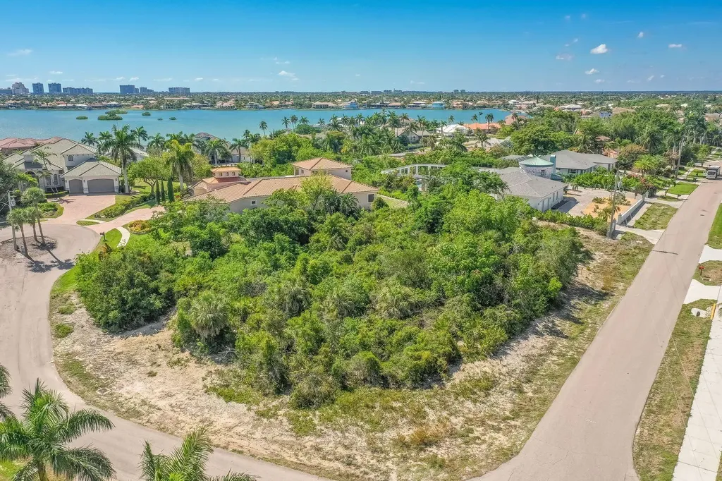 790 Inlet Drive Marco Island FL 34145