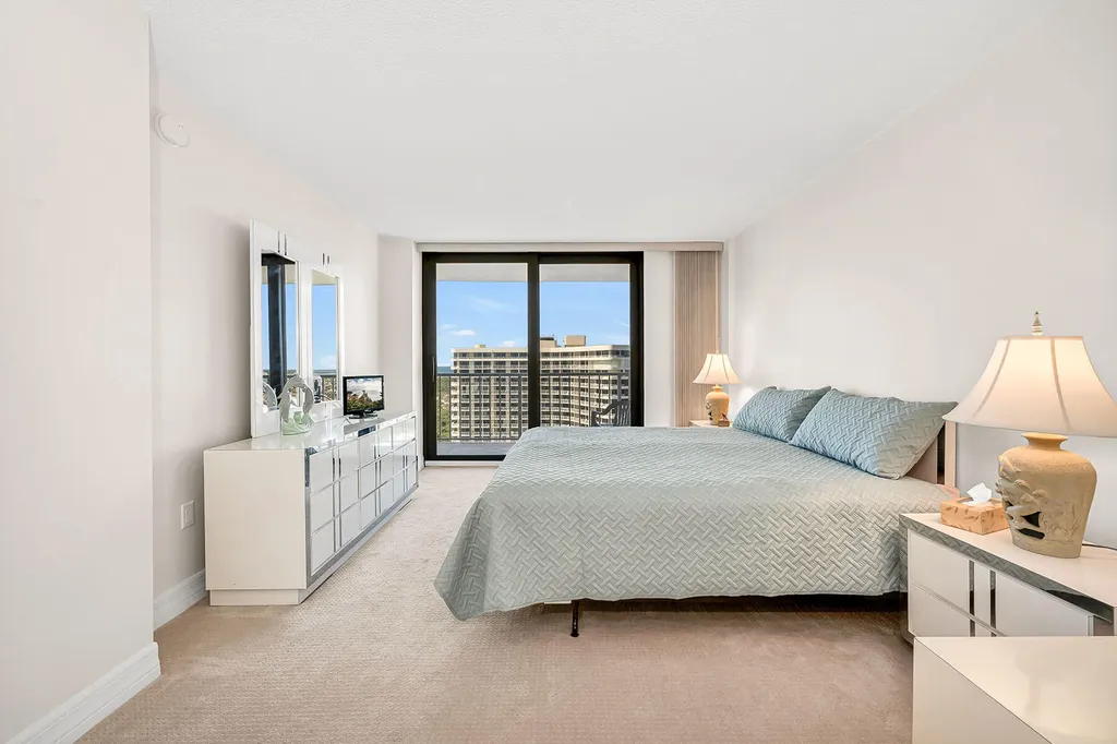 320 Seaview Court Marco Island FL 34145