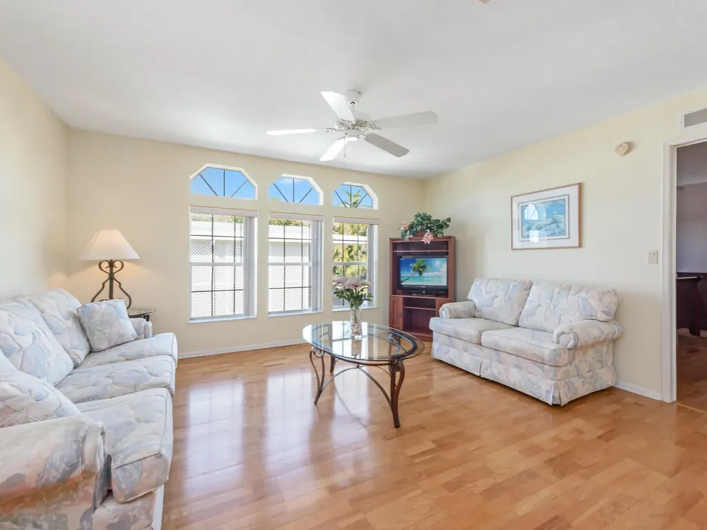 289 Riverwood Road Naples FL 34114
