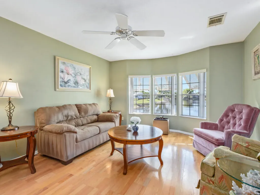 289 Riverwood Road Naples FL 34114