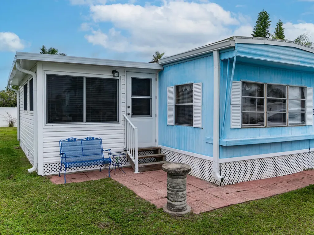 35 Cimmaron Trail Naples FL 34113