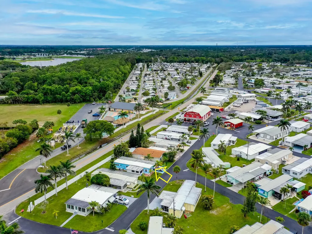 35 Cimmaron Trail Naples FL 34113