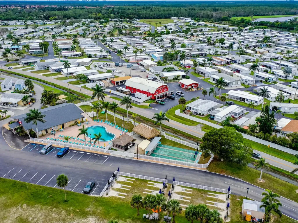 35 Cimmaron Trail Naples FL 34113