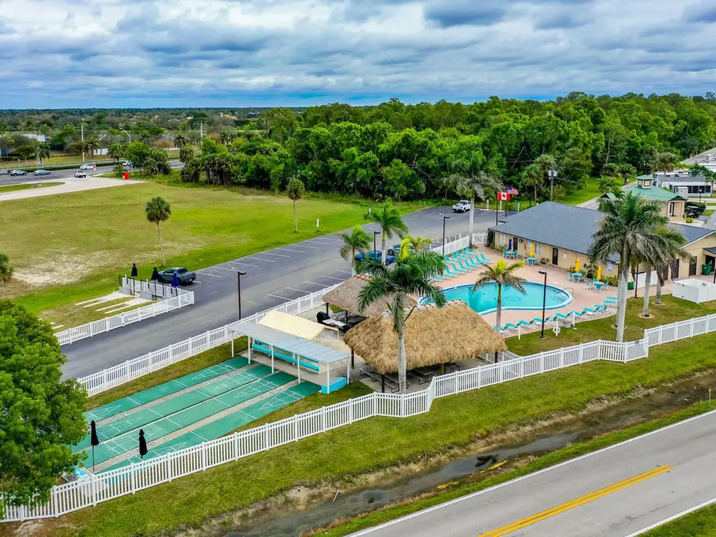 35 Cimmaron Trail Naples FL 34113