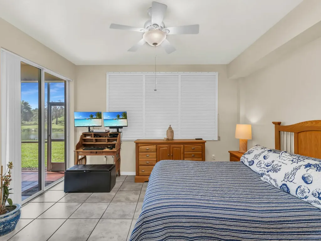 338 Newport Drive Naples FL 34114