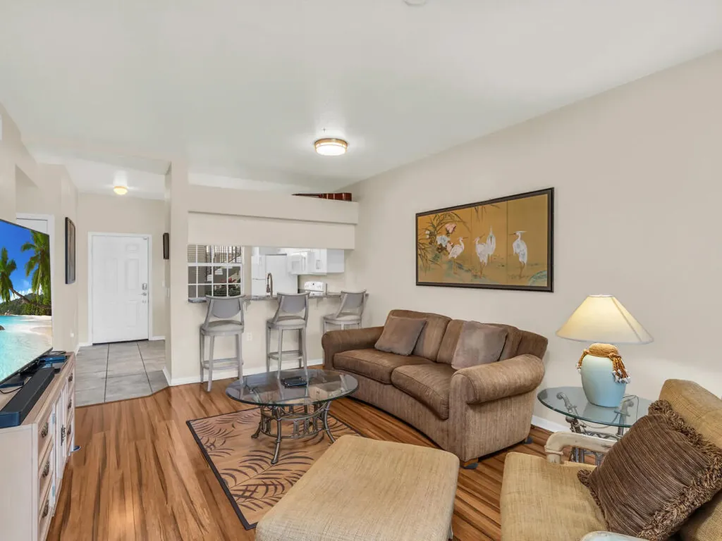 338 Newport Drive Naples FL 34114