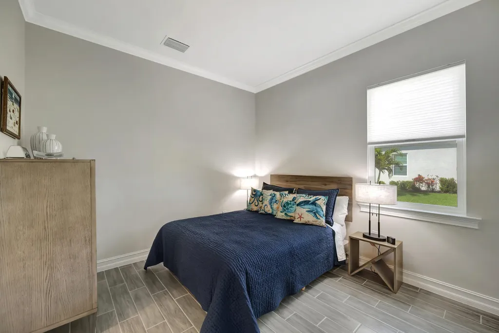 18724 Ensenada Drive Naples FL 34114