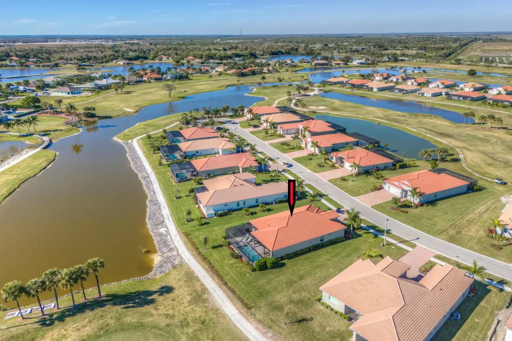 18724 Ensenada Drive Naples FL 34114