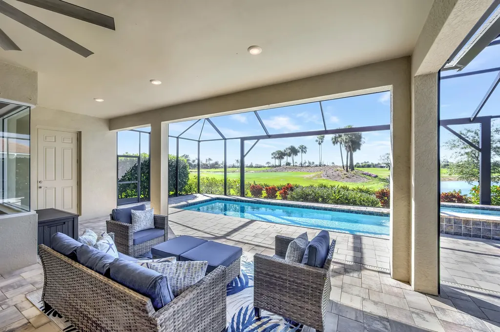 18724 Ensenada Drive Naples FL 34114